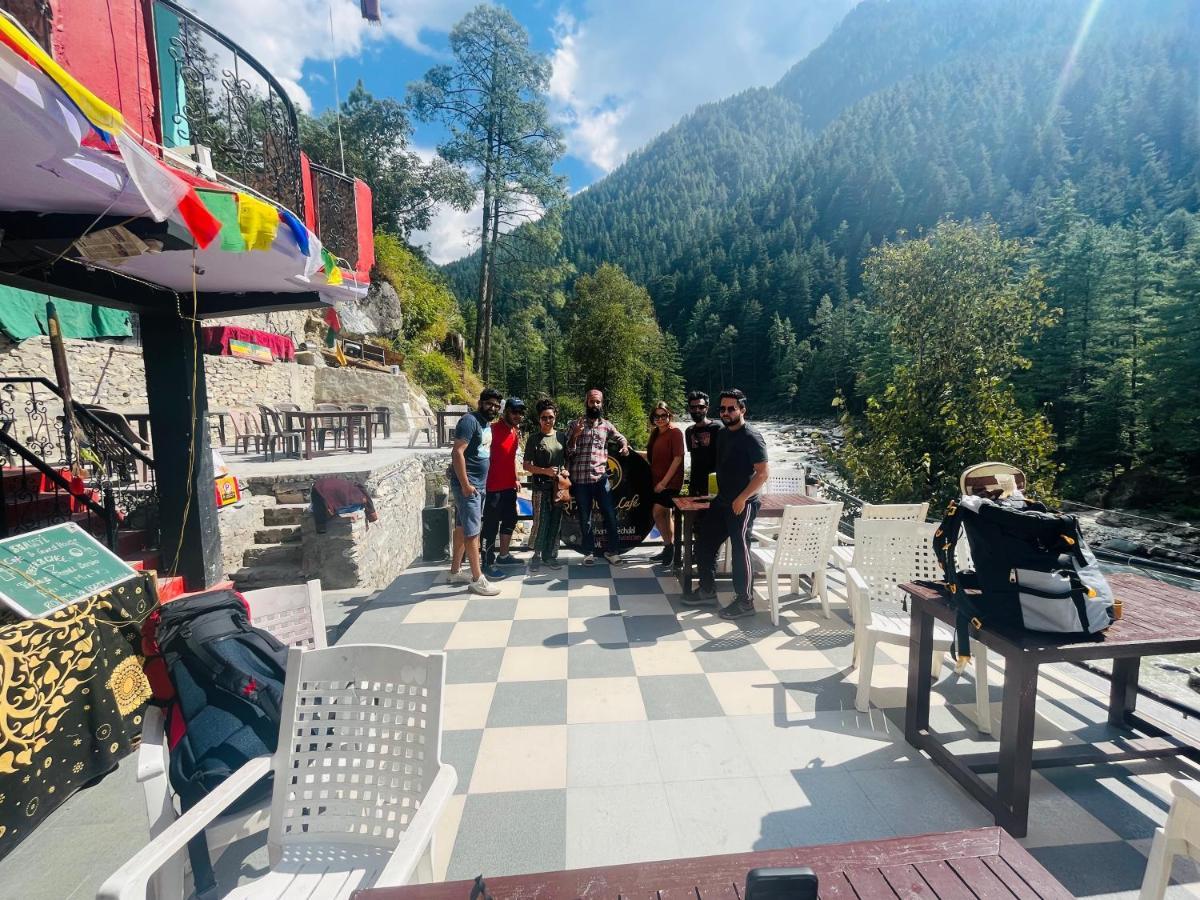 Shanti Cafe & Hostels Kasol Exterior photo