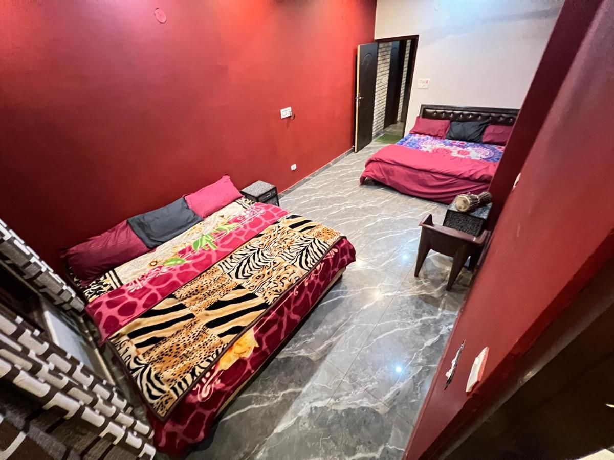 Shanti Cafe & Hostels Kasol Exterior photo