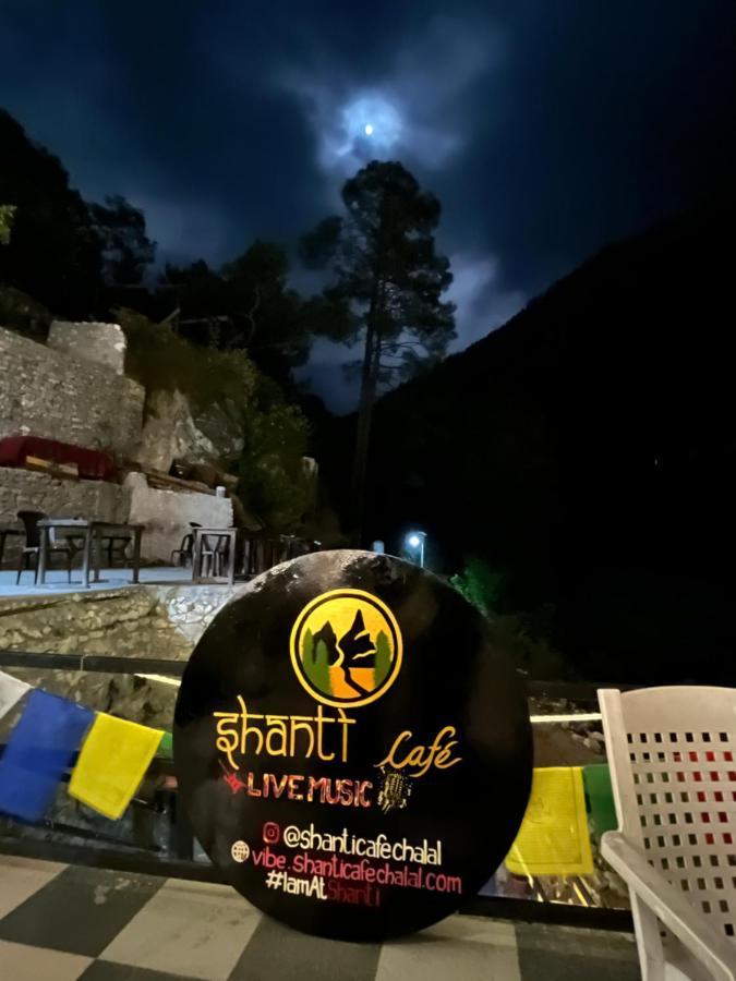 Shanti Cafe & Hostels Kasol Exterior photo